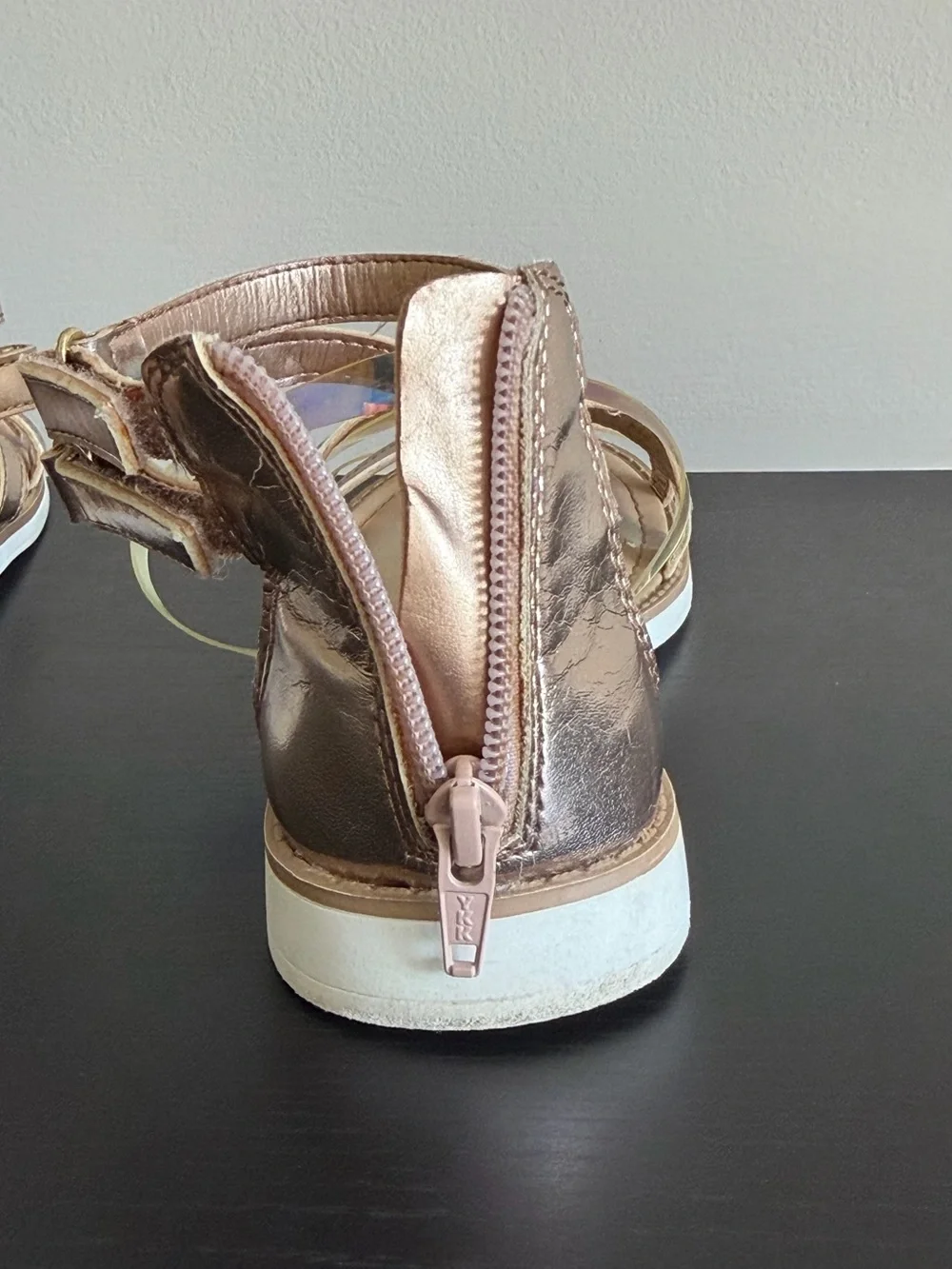 Wonder Nation Girls' 5 Gladiator Sandals Rose Gold Metallic Iridescent Straps